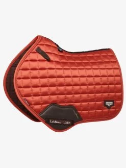 LeMieux Loire Classic Close Contact Square Pad -Equestrian Supply Shop ezgif.com gif maker 4 6