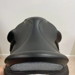 Schleese ProLight 18" XW -Equestrian Supply Shop img 0600