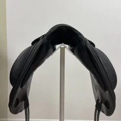 Schleese ProLight 18" XW -Equestrian Supply Shop img 0602 1