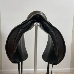 No Name Freddy Roosli 17" W -Equestrian Supply Shop img 0608