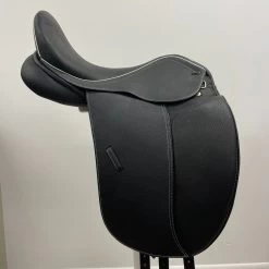 Friesian Marketplace By MTL Aachen 18" Adj DRAFT -Equestrian Supply Shop img 0745