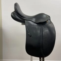 M. Toulouse Aachen 18" Adj -Equestrian Supply Shop img 0768