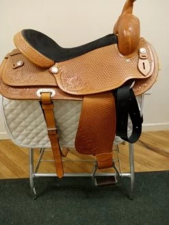 Simco Trail 17" Semi -Equestrian Supply Shop img 20230916 142638