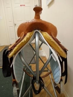 Simco Trail 17" Semi -Equestrian Supply Shop img 20230916 142645