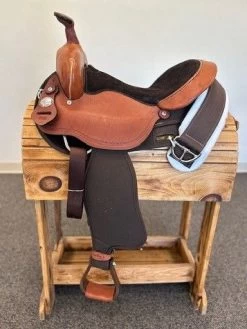 Fabtron Round Barrel Trail Saddle 15" Semi
