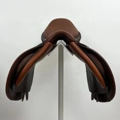 Ovation RD 17" ADJ (M) -Equestrian Supply Shop img 3688