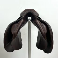 Stubben Edelweiss 17.5" M -Equestrian Supply Shop img 3774